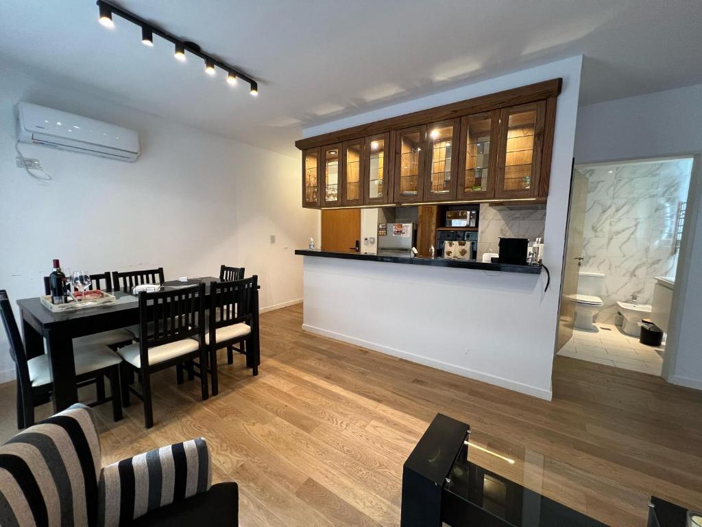 DEPARTAMENTO ENTERO CON SERVICIOS excelente photo 4
