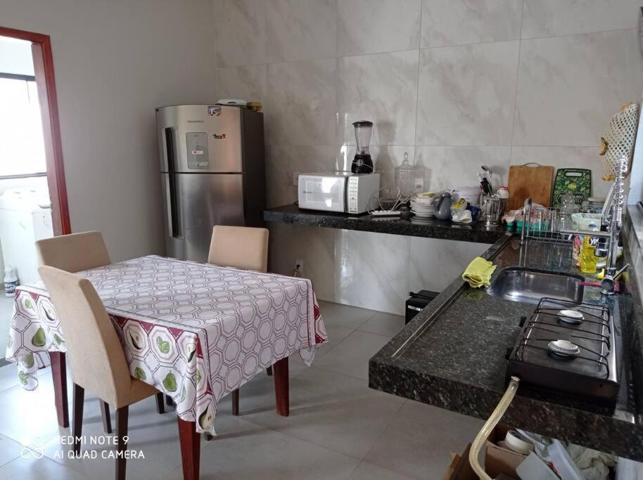 casa com piscina, 03 quartos, ótima localização! photo 1