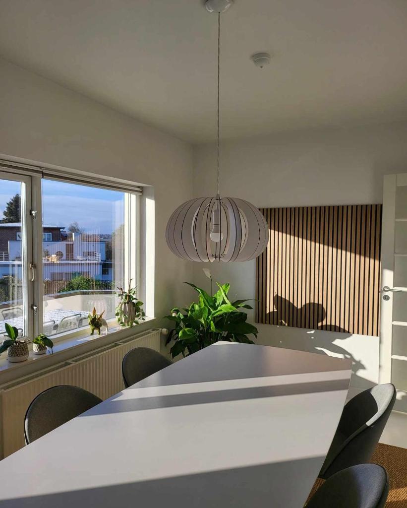 Moderne villalejlighed på 110 kvm + stor terrasse photo 2