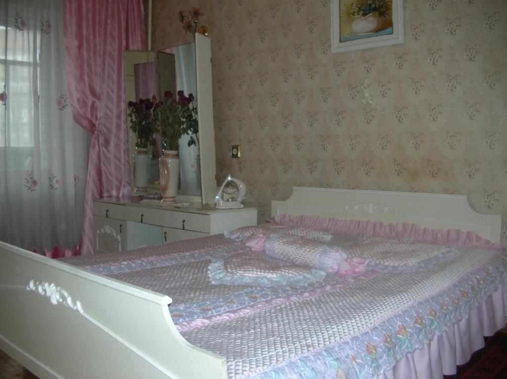 Apartment on Kosmonavtiv street photo 3