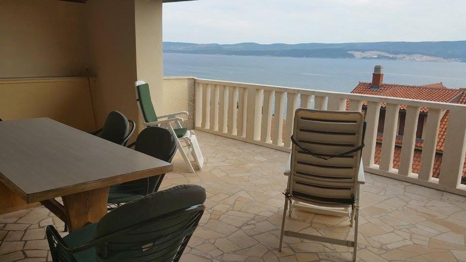 Apartment Dare photo 3