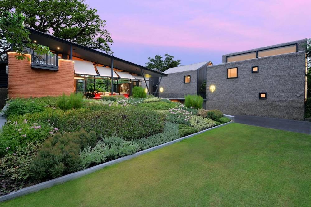 Kristaline VILLA poolVIEW photo 3