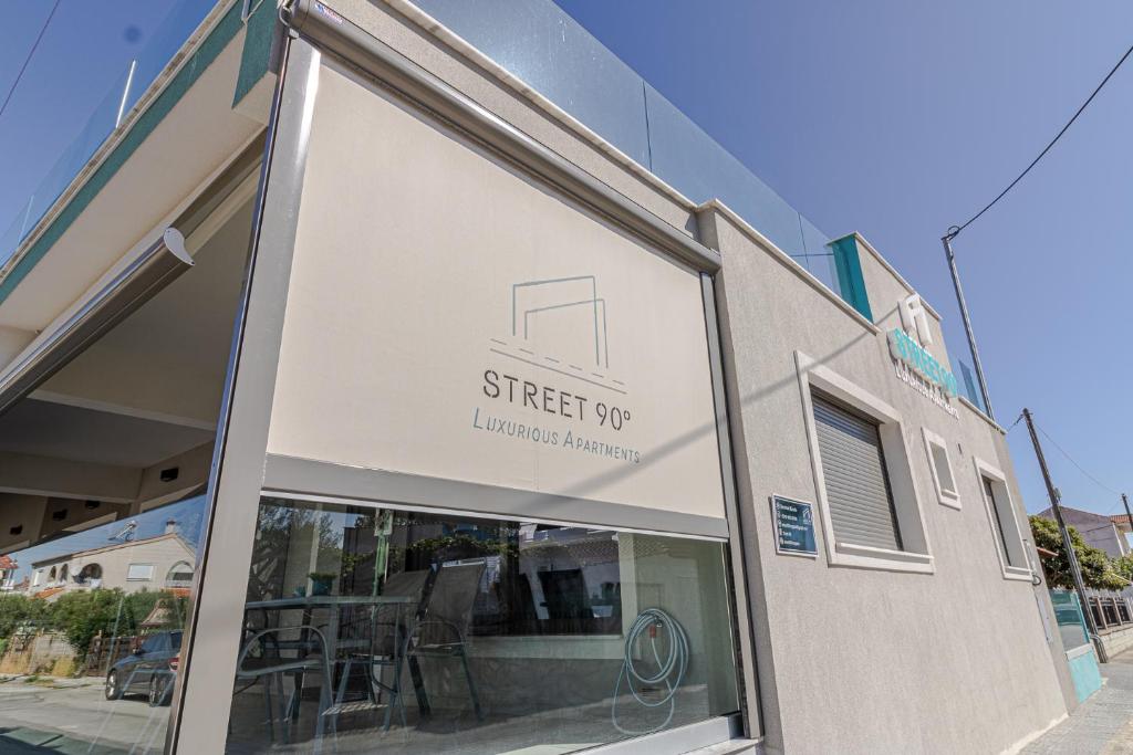 STREET 90 Luxury Apartment photo 2