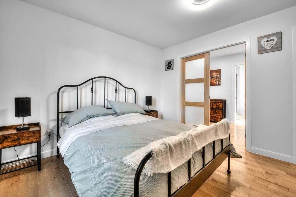 Lux. 4BR House with Pool near DT photo 3