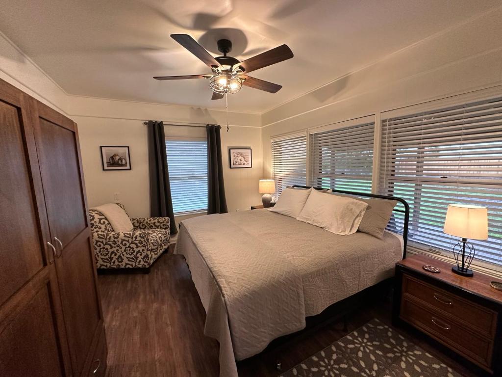 A Place on Pecan photo 4