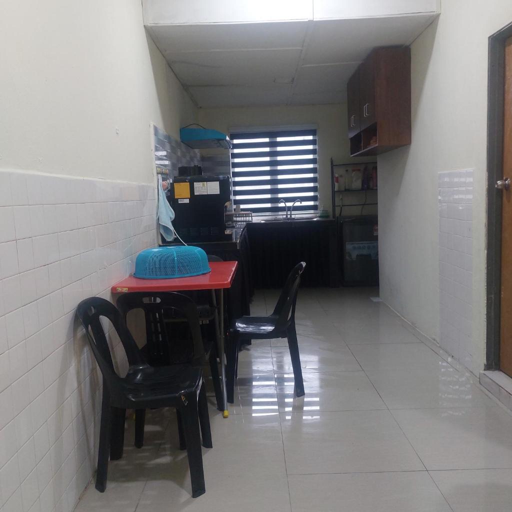 Nur Aisyah homestay kemaman..3 bedrooms photo 2