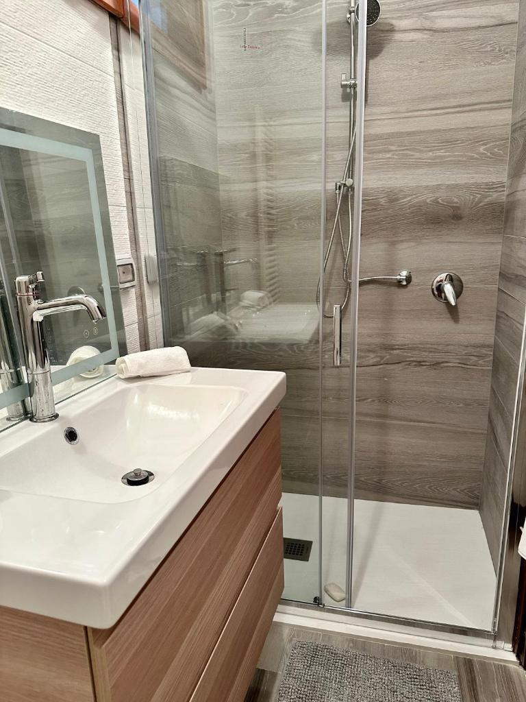 Lovely 2 Bedroom in San Gimignano Historic Center photo 2