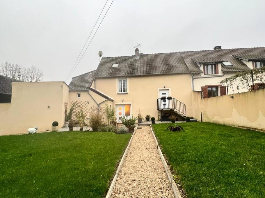 Hébergement à la campagne photo 1