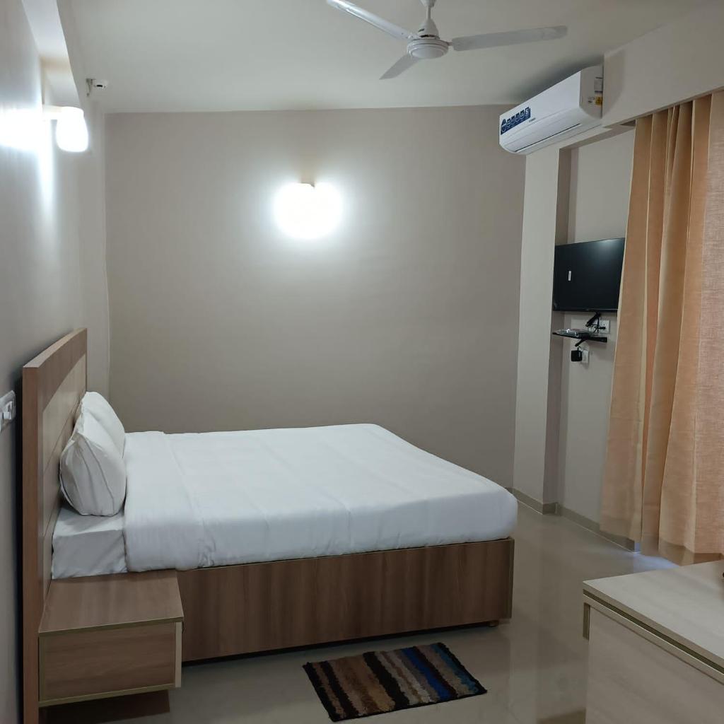 Radhe Krishna sarnam luxury stay photo 4