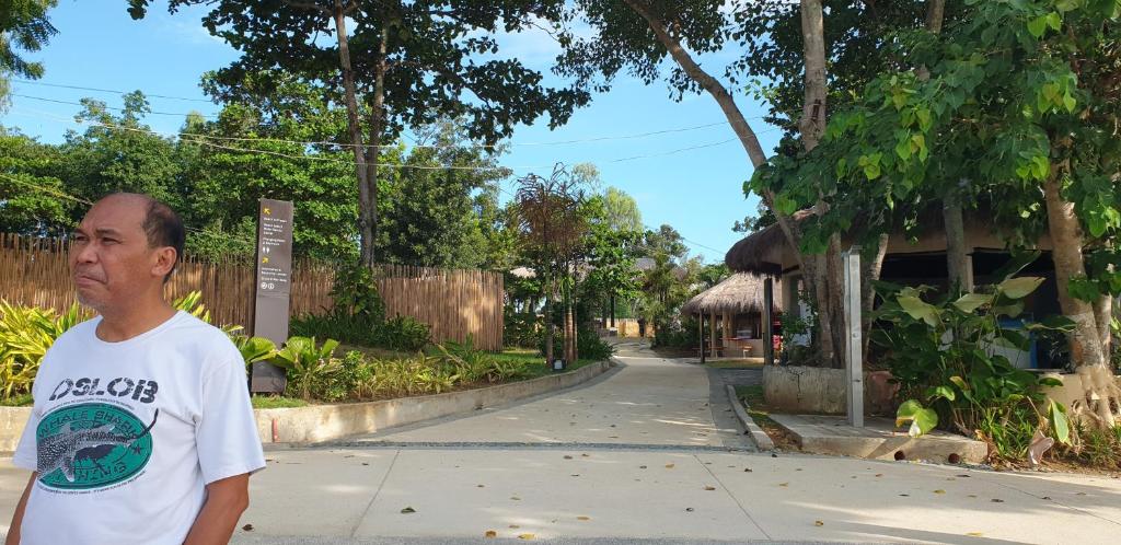 One Pacific Residence Condominium Tower C-16N photo 3