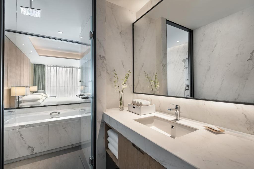 Marriott Executive Apartments Chongqing photo 2