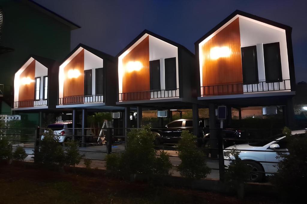 N&N HOUSE Laem Hin photo 1