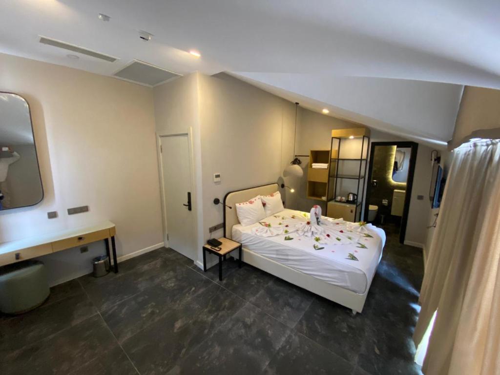 Iberis Hotel Lara photo 1
