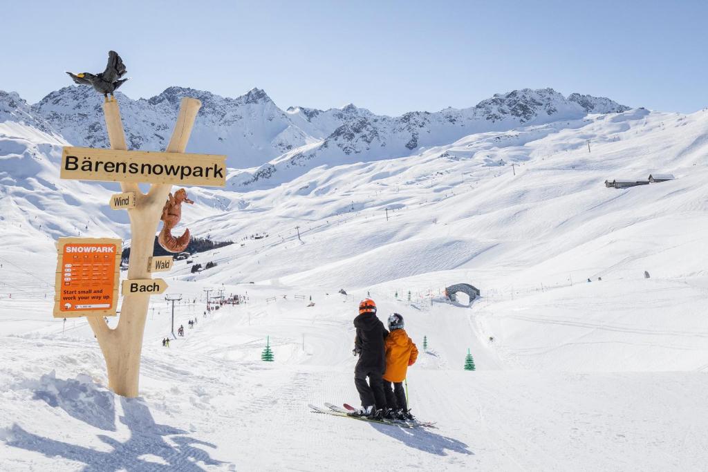 Rothornblick 39 by Arosa Holiday photo 2