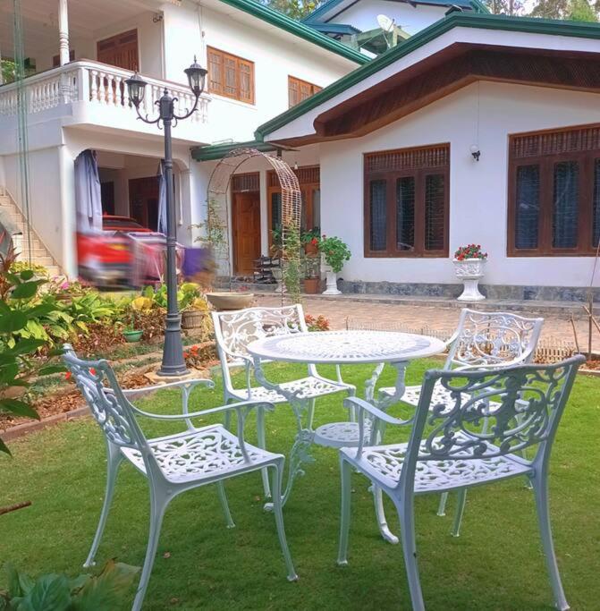 Shanthi Villa Home-stay photo 4