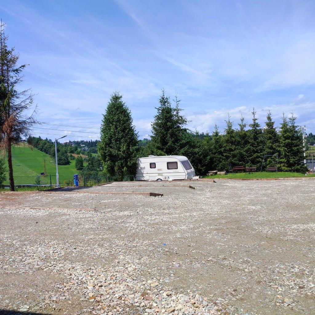 Tatrzański Camper Park- parcele kamperowe photo 1