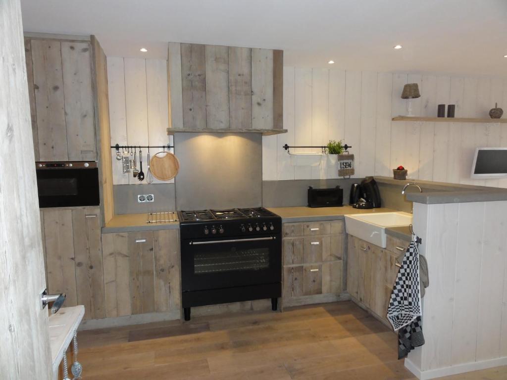 Vakantiewoning Weverijstraat met strandcabine photo 1