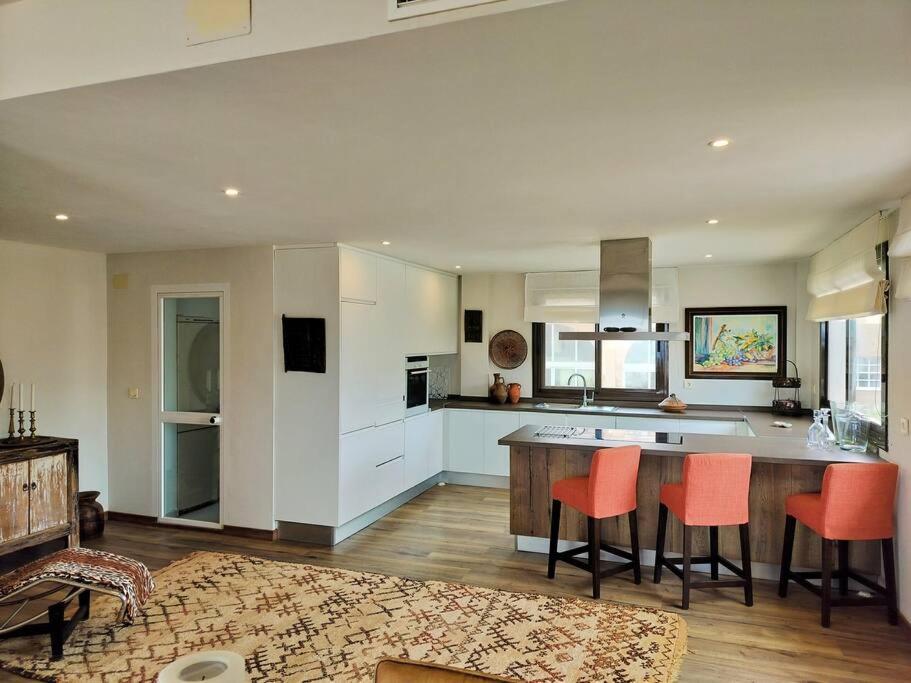 Lovely Seaside Luxury Penthouse photo 2