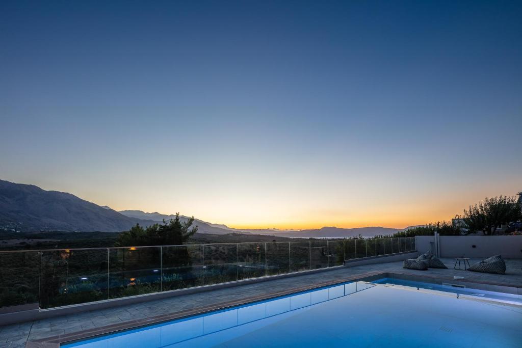Suites Olive Tree Farm Episkopi Village photo 2