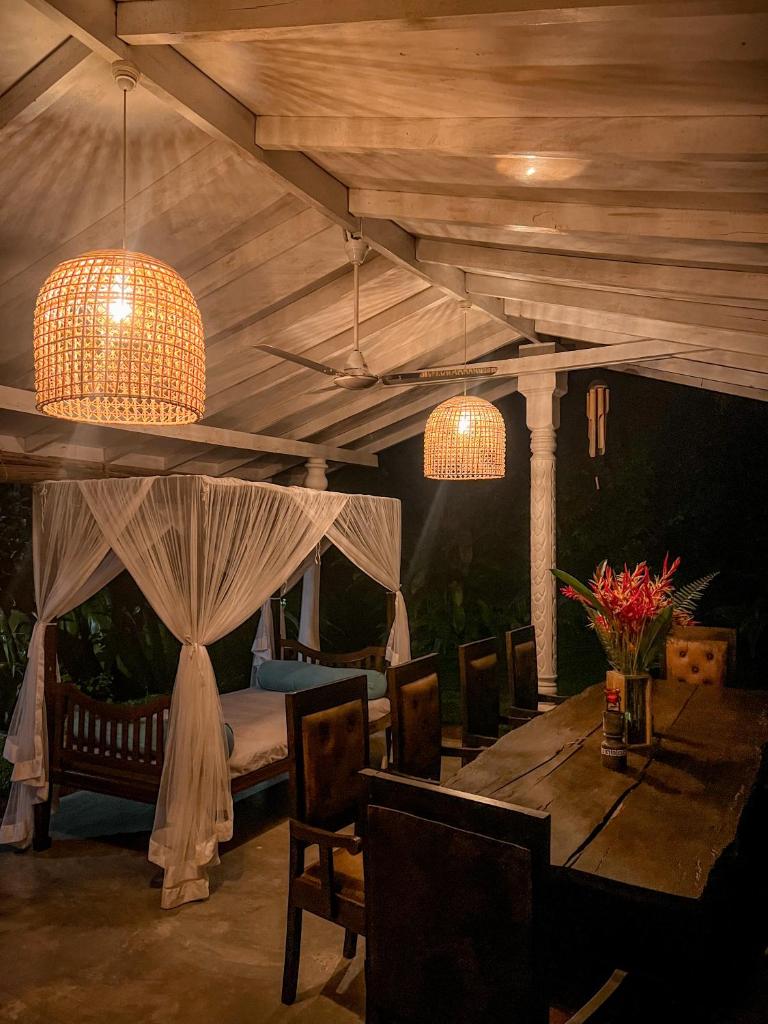 Medusa Bungalow - Galle photo 4