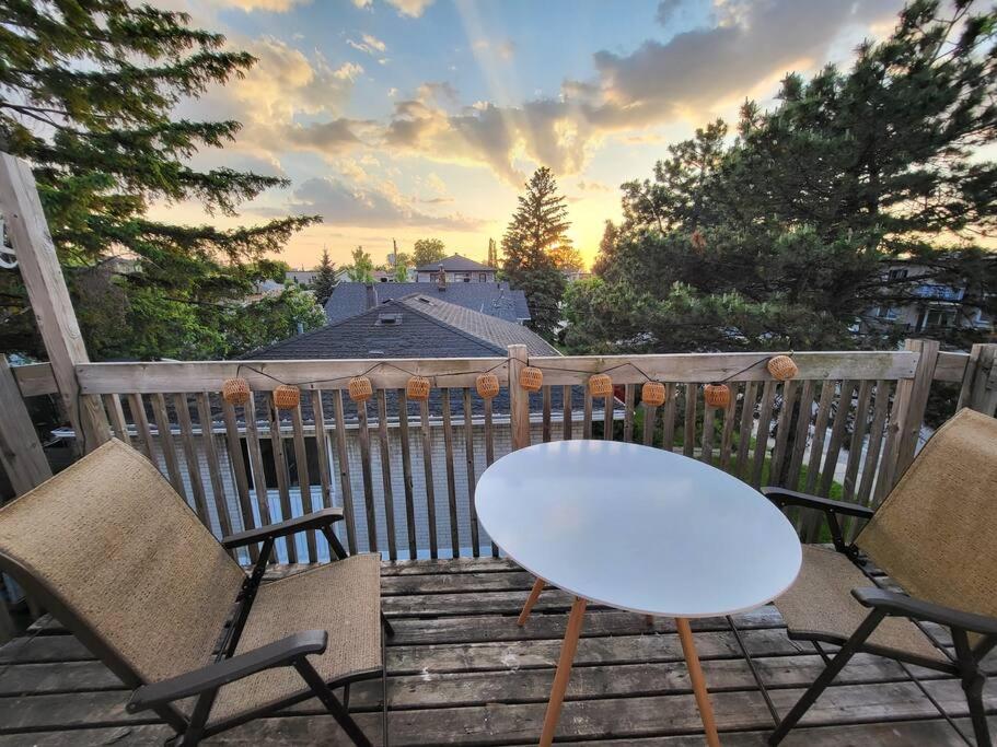 Cozy 2BR in VieuxLongueuil +parking 14min Downtown