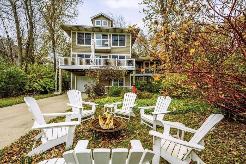 Newly Available Lakefront Retreat; Private Beach Access photo 1
