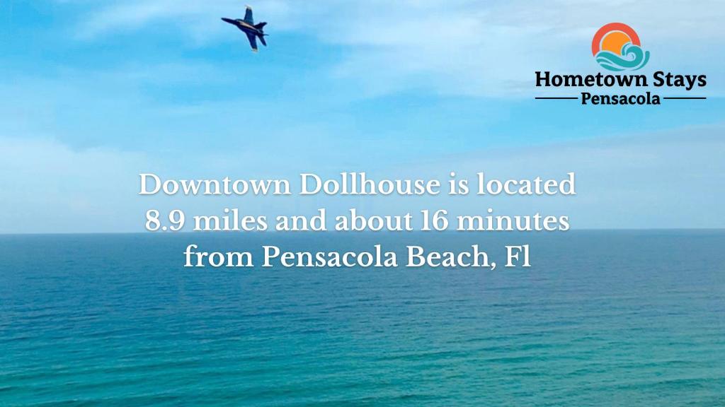 Downtown Dollhouse photo 3