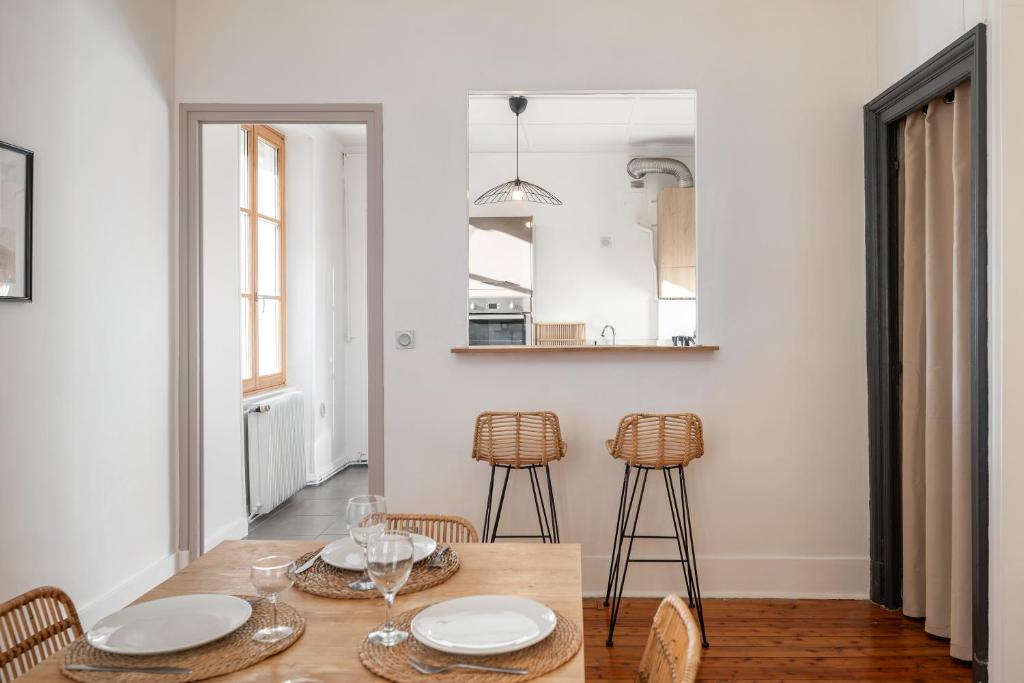 Appartement spacieux et chaleureux coeur de ville photo 3