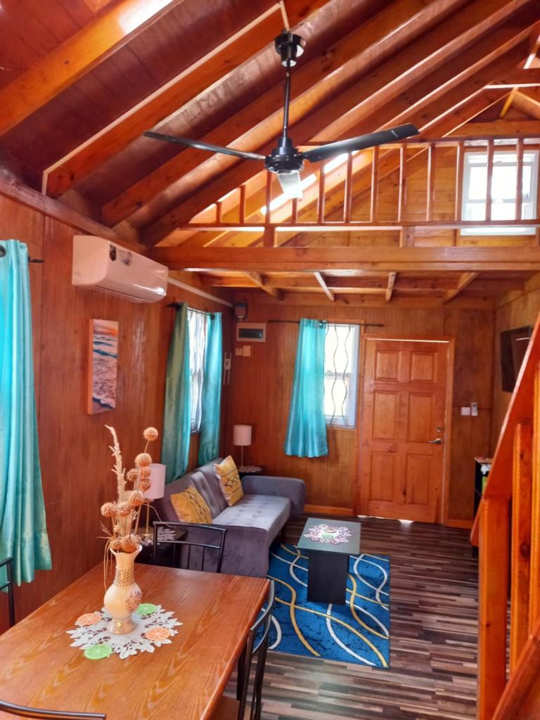 Mx2 Cottage photo 1