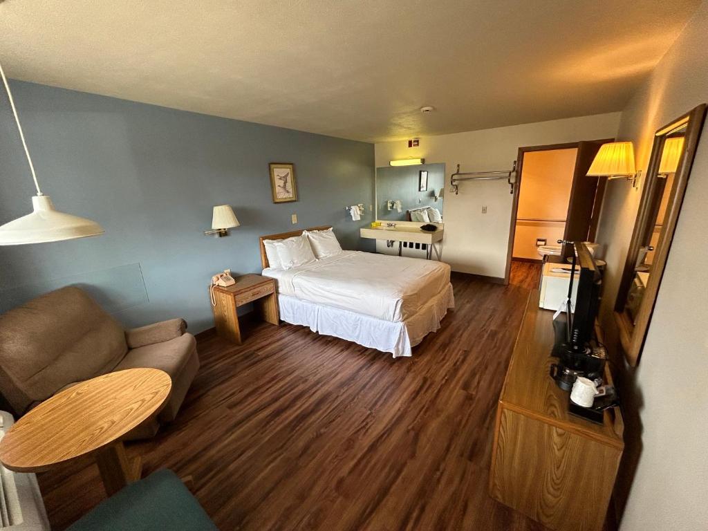 Valley Inn and Suites photo 4