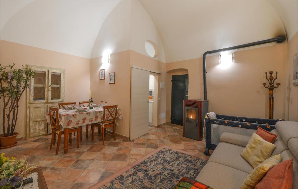 1 Bedroom Beautiful Apartment In Cervo