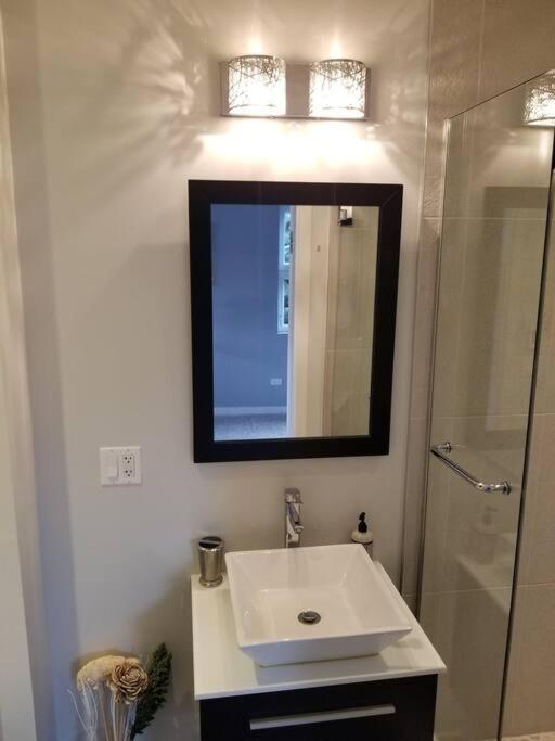 Nice and cozy. Sleeps 5. photo 2