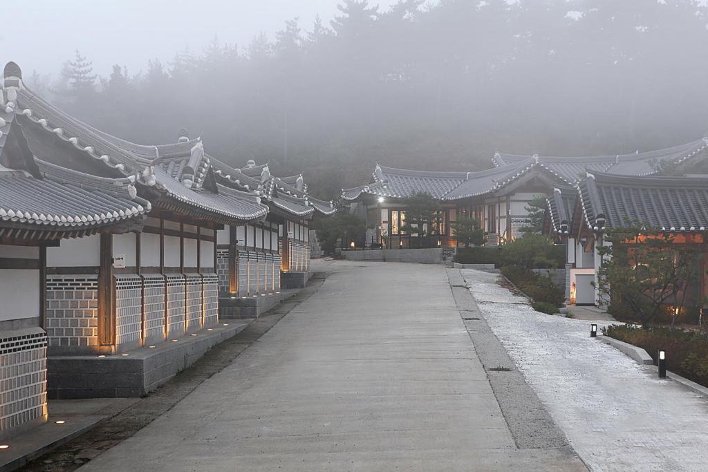 Hotelarrive Taean Tiann HanokBeachResort photo 2