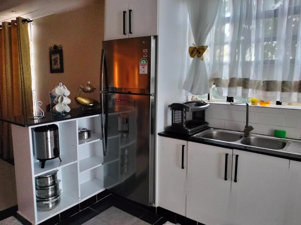 MONISA HOUSE photo 3