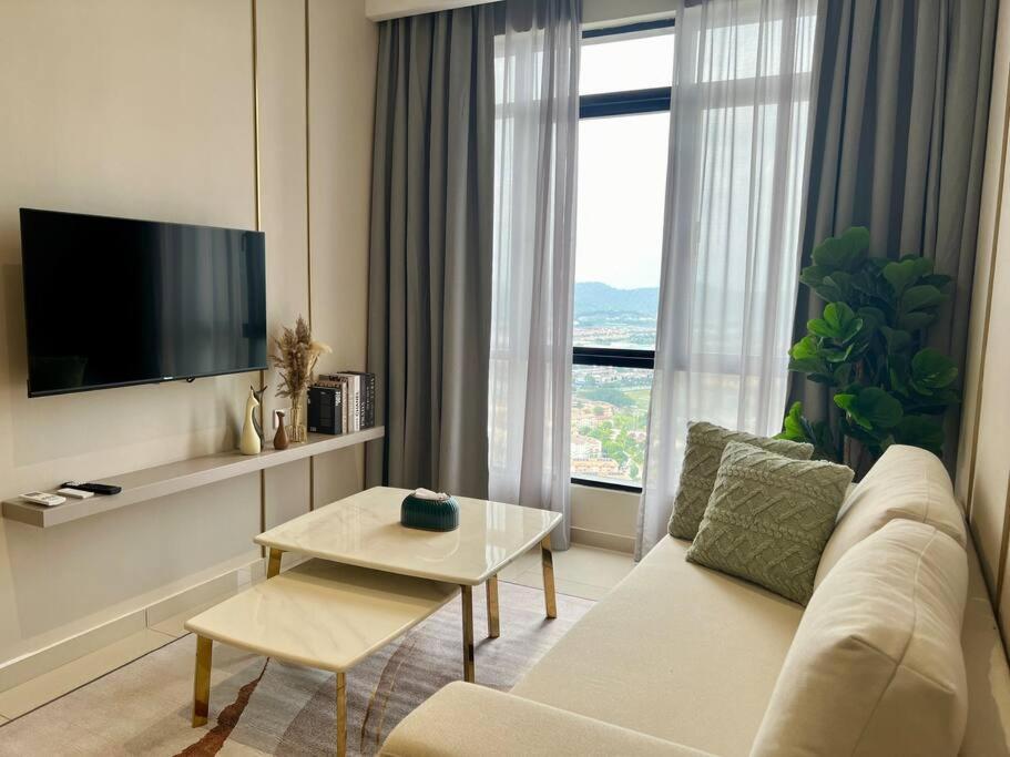 Hill10 Residence, i-city Shah Alam (Golden Shacks)