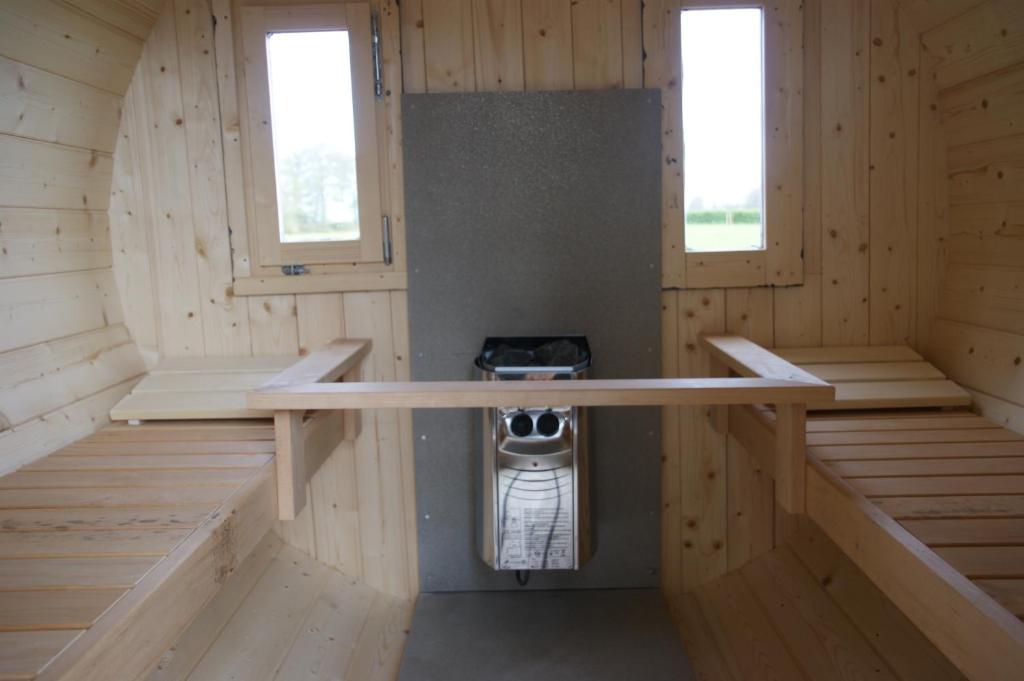 Tiny Wellnesslodge Wulp met sauna photo 2