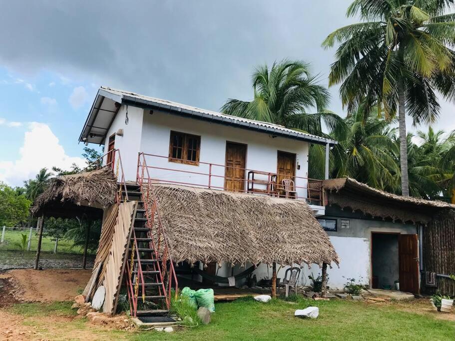 Cute house with salt lake view photo 2