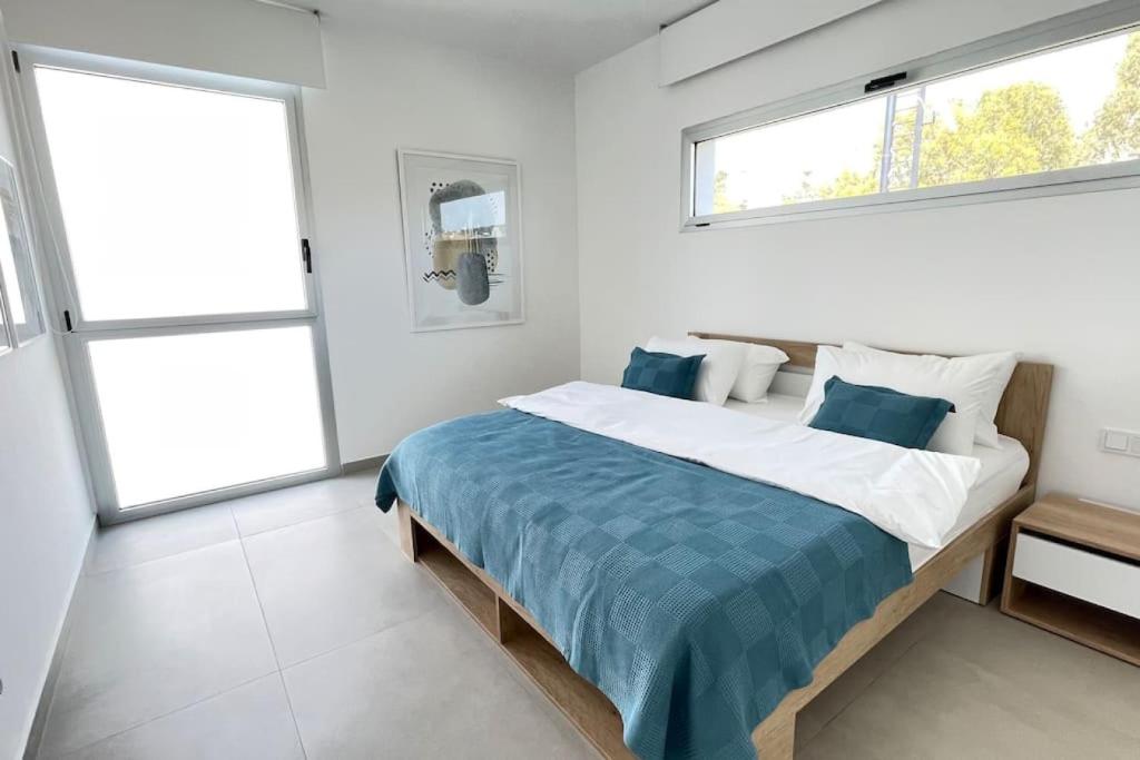 Amchit Bay Beach Residences 2BR Rooftop photo 4