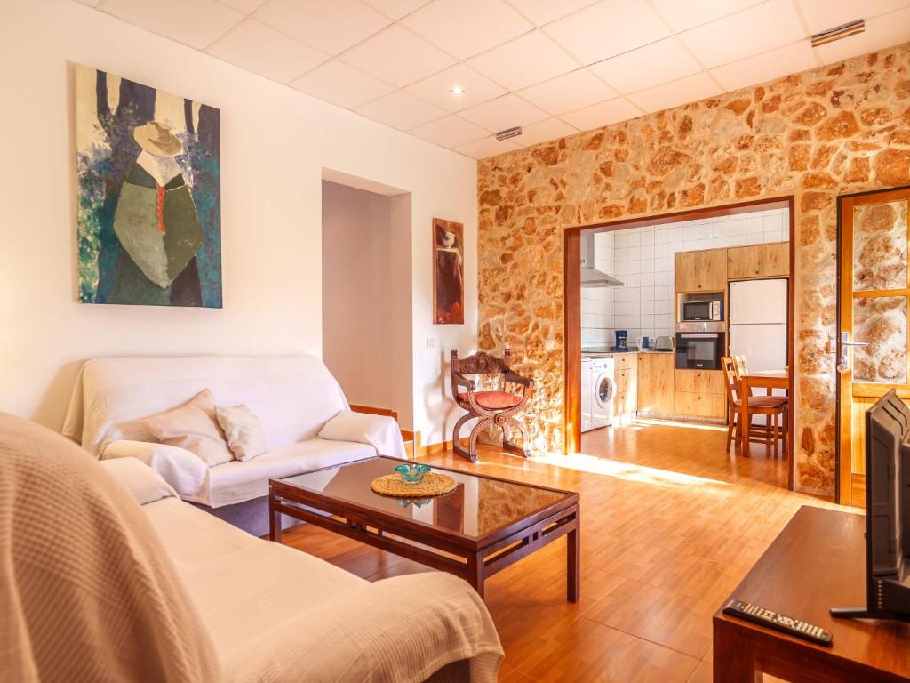 Apartment Finca Can Corritx - MUO128 by Interhome photo 2