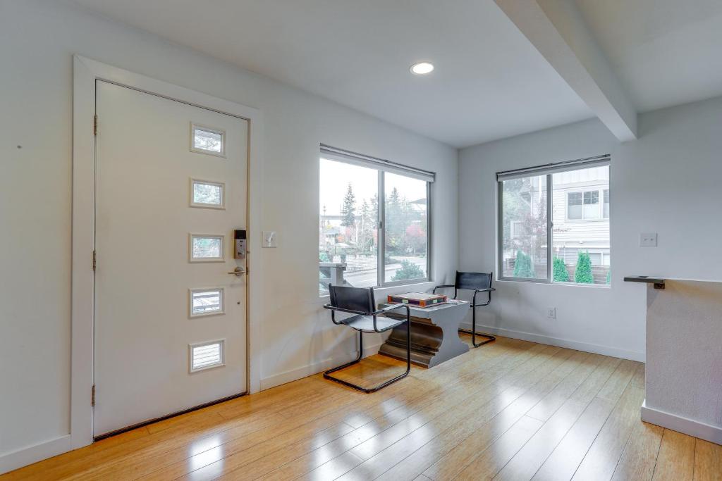 Modern Tukwila Vacation Rental Near Airport! photo 3
