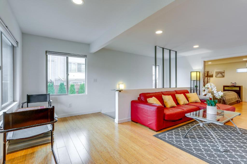 Modern Tukwila Vacation Rental Near Airport! photo 4