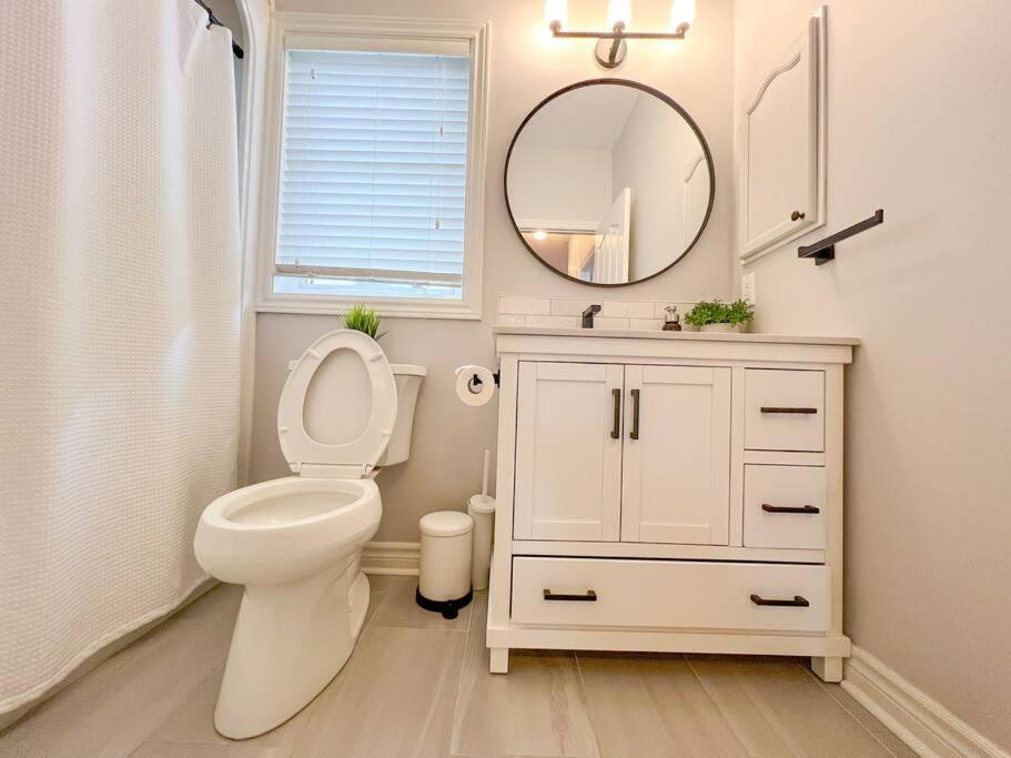 Kanata Bliss 4bd Single home photo 3