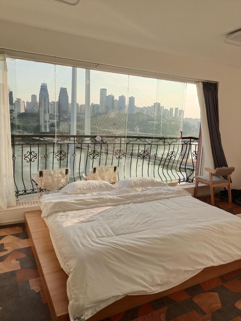 Comacros - Chongqing JieFang Cave River View Apartment - Line 1 and Line 2 Jiachangkou Subway Station photo 3