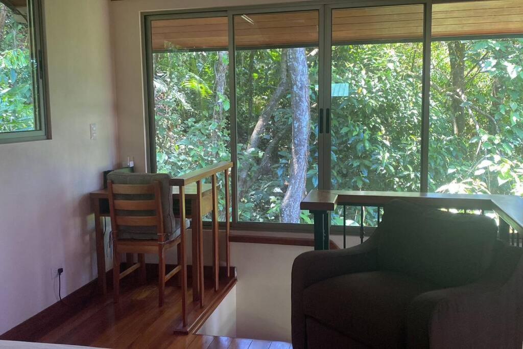 Casita Colibri–Mile to the Beach–Cable&Fiber Wifi! photo 4