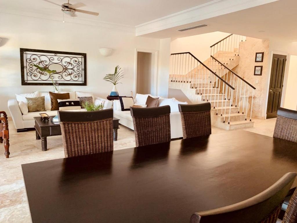 Punta Cana Bay Family Room photo 3