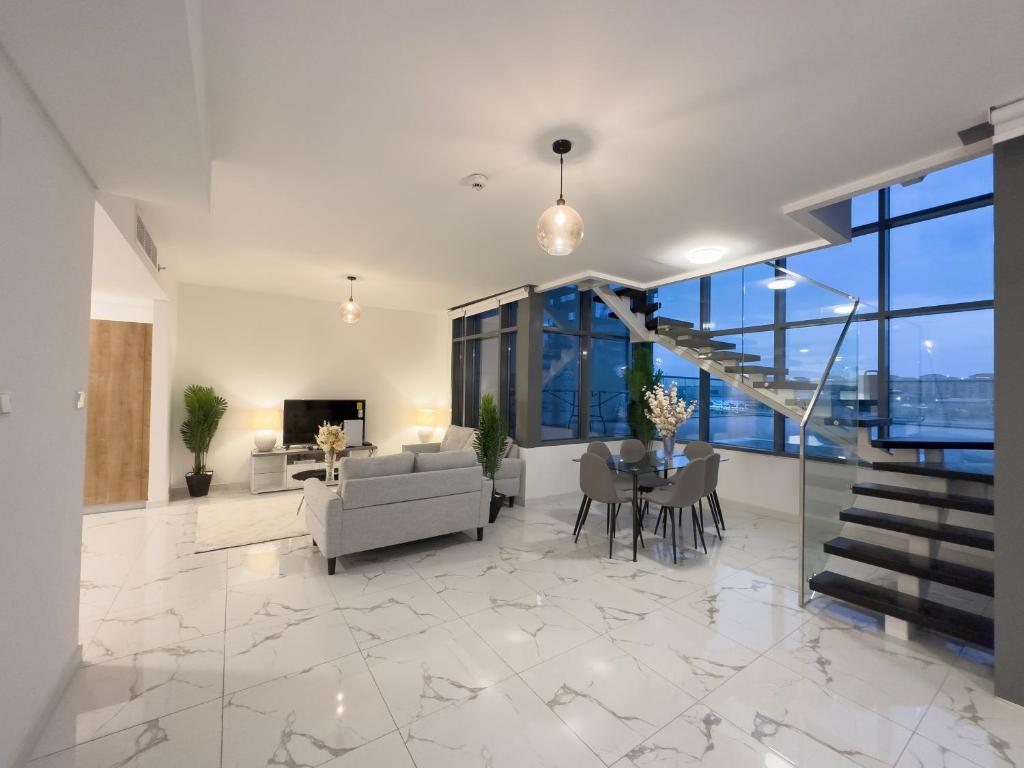 Beautifull 3 Bedroom @ Al Raha Beach photo 3