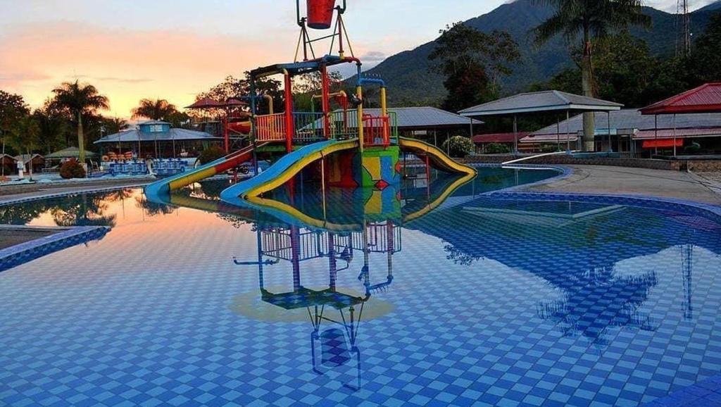 Mifan Resort And Water Park
