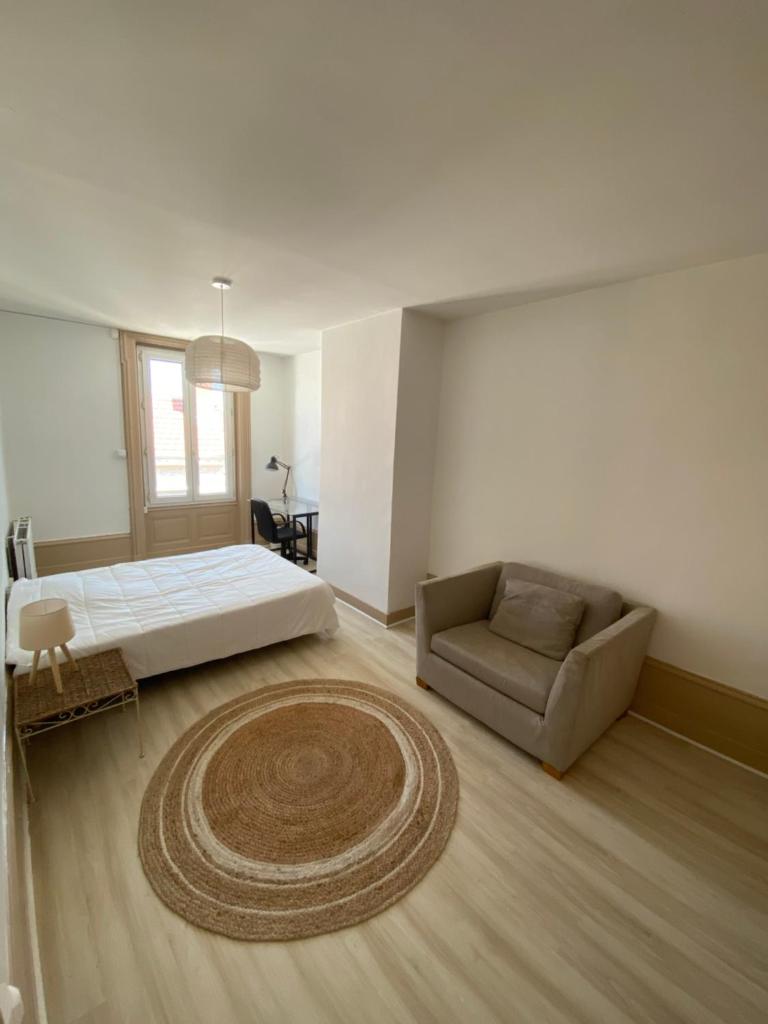 Chambre Colocation Appartement 110m2 Hyper Centre photo 4