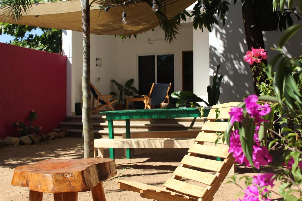 Mi Puerto Beach Hostel photo 1