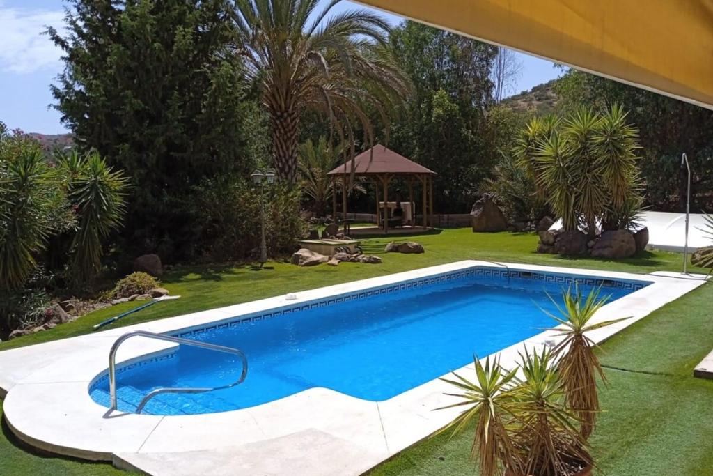 A Serene Oasis with Breathtaking Views